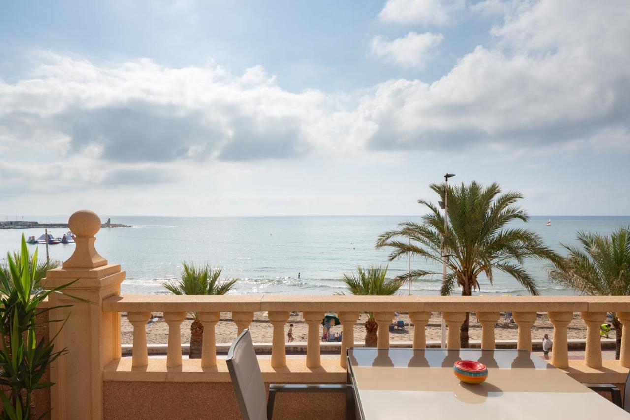 Ático duplex de lujo frente al mar. 1a linea playa El Campello Exterior foto