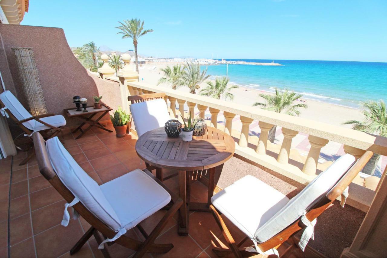 Ático duplex de lujo frente al mar. 1a linea playa El Campello Exterior foto